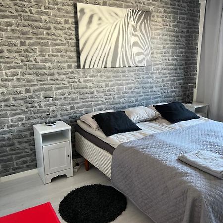 Kemi City L Near Snowcastle, 2 Rooms, Kitchen, Glazed Balcony, Free Parking On Street Eksteriør billede
