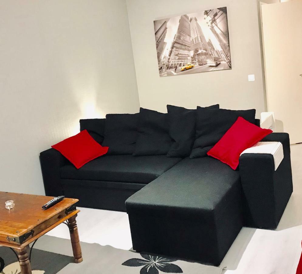 Kemi City L Near Snowcastle, 2 Rooms, Kitchen, Glazed Balcony, Free Parking On Street Eksteriør billede
