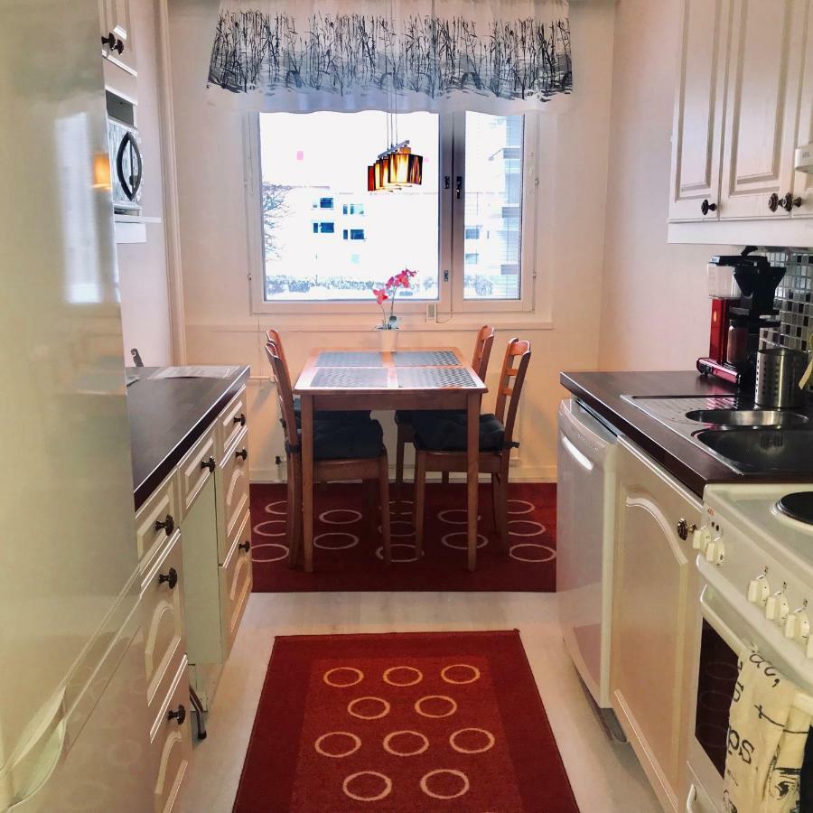 Kemi City L Near Snowcastle, 2 Rooms, Kitchen, Glazed Balcony, Free Parking On Street Eksteriør billede